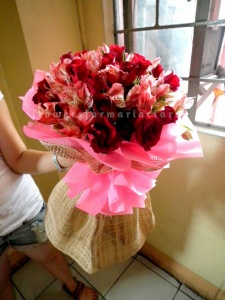 Item 27 | Flower bouquet delivery in Quezon City